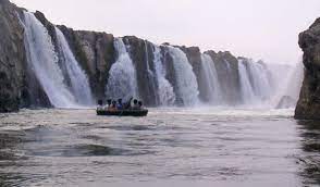 Hogenakkal Falls 
